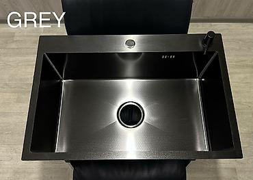 silver kitchen: Кухонная мойка из нержавеющей стали, цвет Grey (тёмно‑серое покрытие) — 1