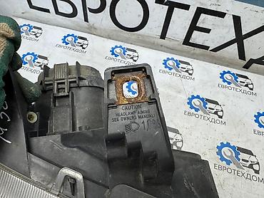 Передние фары: Передняя левая фара Mercedes-Benz 2003 г., Б/у, Оригинал, Германия — 10