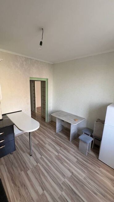 квартира акжар: 1 бөлмө, 45 кв. м, Элитка, 4 кабат, Евроремонт