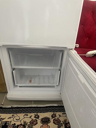 Продаётся холодильник Indesit. 📍 Бишкек 💰 Цена: 22 000 сом Состояние at lalafo.kg Продаётся холодильник Indesit. 📍 Бишкек 💰 Цена: 22 000 сом Состояние