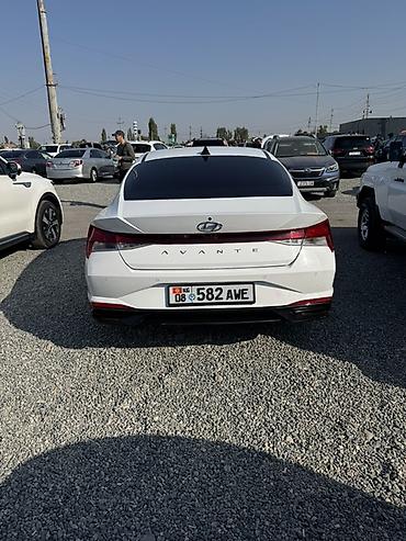 elantra 2018: Hyundai Avante: 2021 г., 1.6 л, Вариатор, Бензин, Седан — 6