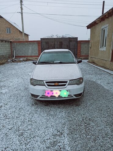 Daewoo: Daewoo Nexia: 2010 г., 1.5 л, Механика, Бензин, Седан