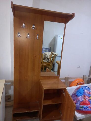metbex skaflari: Dehliz dolabi 40 azn satilir‼️unvan xirdalan kod3631 sekine