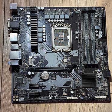 Материнская плата для ПК, Новый, Gigabyte, LGA1700, Micro-ATX