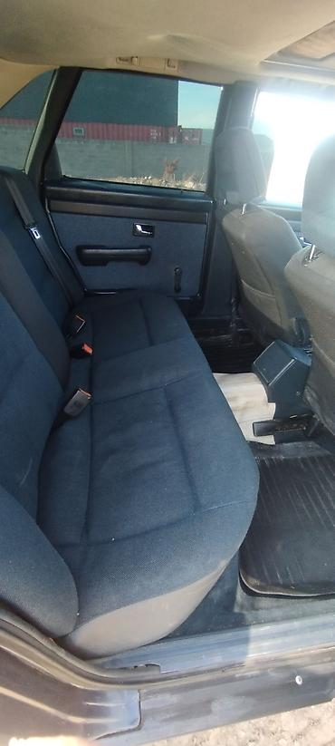 Audi: Audi 100: 1989 г., 2 л, Механика, Бензин, Седан — 8