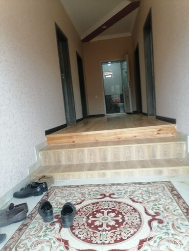 Həyət evləri və villaların satışı: Satılır: həyət evi - Ümumi təsvir: Tək mərtəbəli, eyvanlı həyət evi — 13