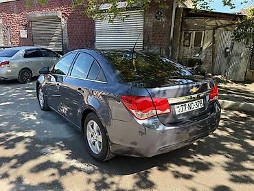 audi tt: Chevrolet Cruze: 1.4 l | 2014 il 18888 km Sedan — 5