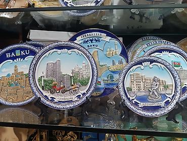 krujka: Azərbaycan milli suvenir kolleksiyası.Milli naxışlı Qız qalası şəkilli — 1