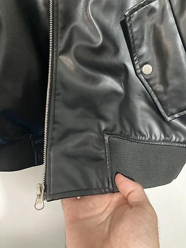 Üst geyimləri: Oversize qara rəng bomber gödəkçə M ölçü Türkiyə istehsalıdır — 2