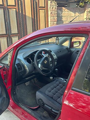 jak авто: Honda Jazz: 2006 г., 1.5 л, Автомат, Бензин, Хэтчбэк — 4