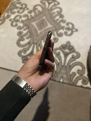 iphone 11 nece manatdir: IPhone 11 Pro Max, 64 GB, Qızılı, Face ID — 6