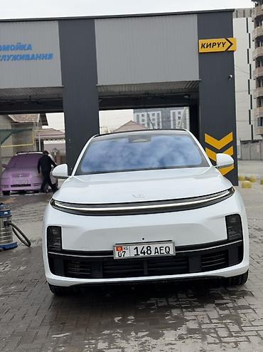 бивайди сиа лион 7: Lixiang L7: 2023 г., Электромобиль, Кроссовер — 2