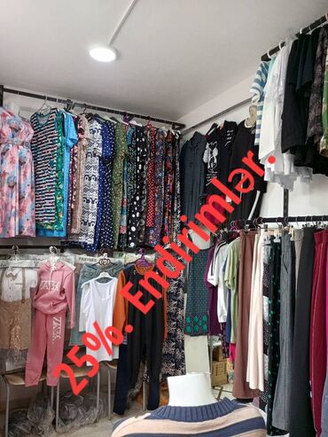 Gündəlik donlar: Gundəlik geyimlər mağazası geniş asartmentli qadin,kişi uşaq — 28