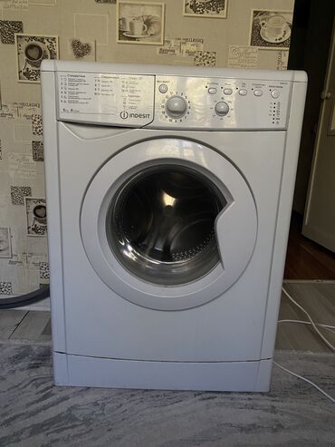 бытовая техника цены: Кир жуучу машина Indesit, Колдонулган, Автомат, 5 кг чейин, Толук өлчөм