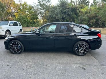 qar zənciri: BMW 320: 2 l | 2014 il Sedan