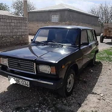 VAZ (LADA): Model: LADA 2104 (universal kuzov) Rəng: qara Yanacaq: benzin Ötürücü — 9