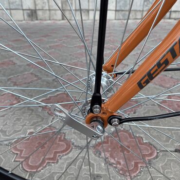 Городские велосипеды: Городской велосипед, Рама M (156 - 178 см), Новый — 7