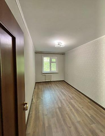 квартира 104 серии: 3 комнаты, 58 м², 6 мкр 104 серия, 2 этаж, Косметический ремонт — 5