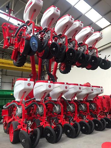 Другие сеялки: Вакуумная дисковая овощная сеялка Турецкого производства Год гарантии — 18