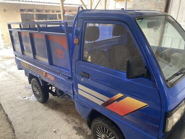 сапок мерс каратыш: Жеңил жүк ташуучу унаа, Колдонулган