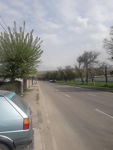 Продажа коттеджей и домов: Дом находится Чон-арыке по трассе 1-линия рядом резиденции участок — 2