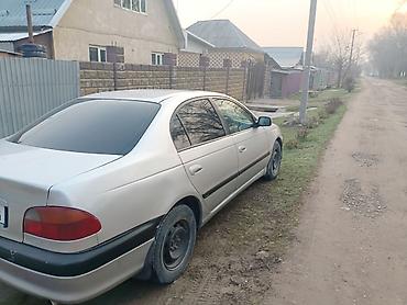 bmw x6 e71: Toyota Avensis: 2001 г., 1.8 л, Автомат, Бензин, Седан — 4