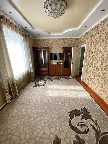 Кыймылсыз мүлк: Продается уютная 3‑комнатная квартира с раздельными сан узлом — 2