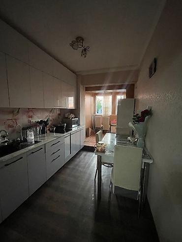 Квартиры: 3 комнаты, 56 м², 106 серия, 4 этаж — 5
