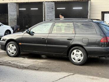 мини бетононасос: Toyota Avensis: 2000 г., 1.6 л, Механика, Бензин, Универсал