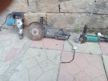 Tavan: 170 Tərkib: - Beton-molot (elektrik, SDS-hex uclu sistemli, yan