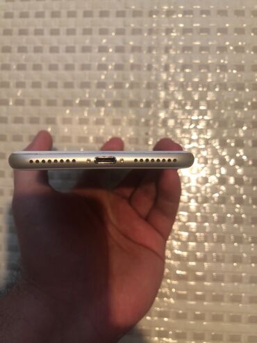 Apple iPhone: IPhone 7 Plus, 128 GB, Ağ, Barmaq izi — 6