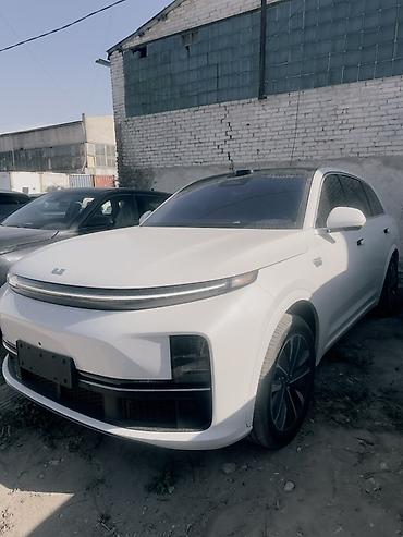 максима а34: Lixiang L7: 2025 г., 1.5 л, Автомат, Гибрид, Кроссовер — 1