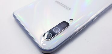 Samsung: Samsung Galaxy A50, Б/у, 64 ГБ, цвет - Белый, 2 SIM