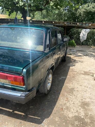 ваз 2107 тюнинг купить: Автомобиль ВАЗ-2107 зеленого цвета, седан. Модель оснащена бензиновым