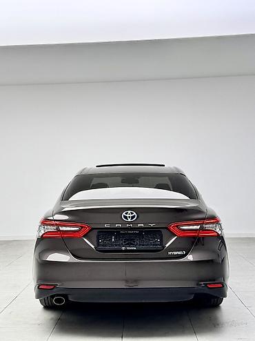 tayota progres: Toyota Camry: 2022 г., 2.5 л, Автомат, Гибрид, Седан — 5