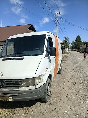 1000 к: Легкий грузовик, Mercedes-Benz, Стандарт, 1,5 т, Б/у — 1