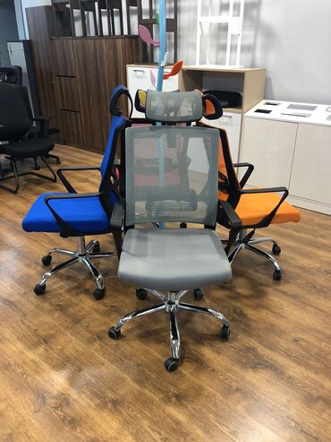 Ofis və oyun kresloları: Yeni, Təkərli, Qolları tənzimlənmir, Parça — 6