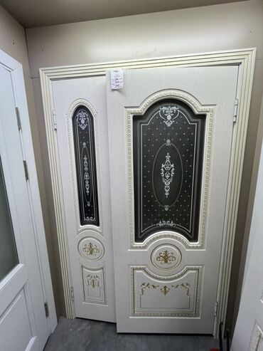 Doors with glass: Межкомнатные двери со стеклом