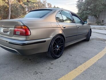 BMW: BMW 5 Series E39 sedan - Kuzov: 4 qapılı sedan, satin-mat boz rəngli — 8
