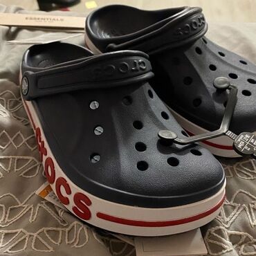 кроксы мужские купить: Мужские сандалии, 36, Crocs, Новый, цвет - Черный, Бесплатная доставка, Платная доставка, Самовывоз
