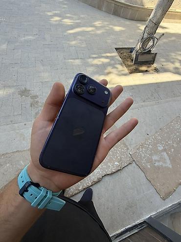 iphone 17 e: Mavi, Face ID — 2