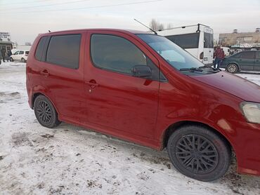 дайхатсу сирион 2008: Daihatsu YRV: 2000 г., 1.3 л, Механика, Бензин, Хэтчбэк