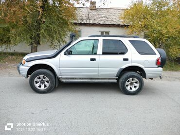 Isuzu: Isuzu Rodeo: 2001 г., 3.2 л, Автомат, Бензин, Универсал