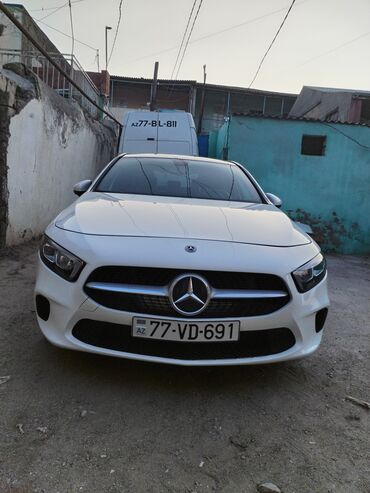 mersedes diski teker: Mercedes-Benz A-class: 2 l | 2019 il Sedan