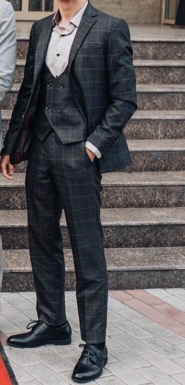 турецкие мужские костюмы: Костюм S (EU 36), цвет - Серый