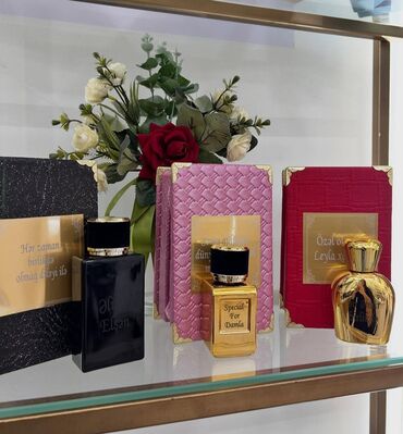 Hədiyyələr: Hədiyyəlik ətir qutusu seti - Zərif hədiyyə qutusu: İç hissəsi atlas — 9