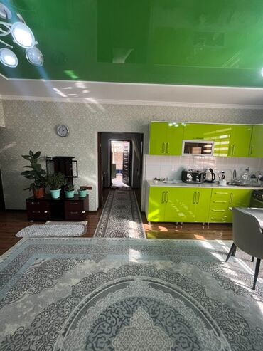 частный дом город ош: 90 м², 4 комнаты, Подвал, погреб, Забор, огорожен