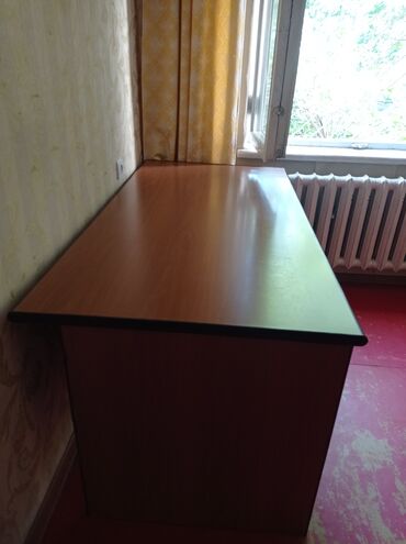 продаю компютерный стол: Жазуу үстөл, Колдонулган