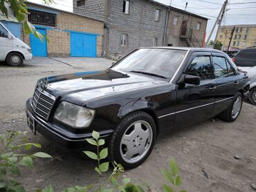 дизельный мерседес: Mercedes-Benz E 320: 1993 г., 3.2 л, Автомат, Газ, Седан