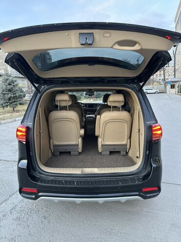 Kia: Kia Carnival: 2018 г., 2.2 л, Автомат, Дизель, Минивэн — 12